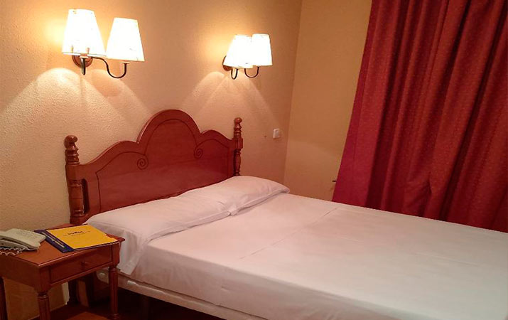 twin room
